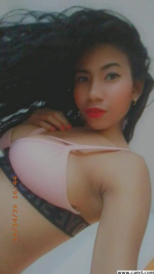 zoeanderson01 image 0